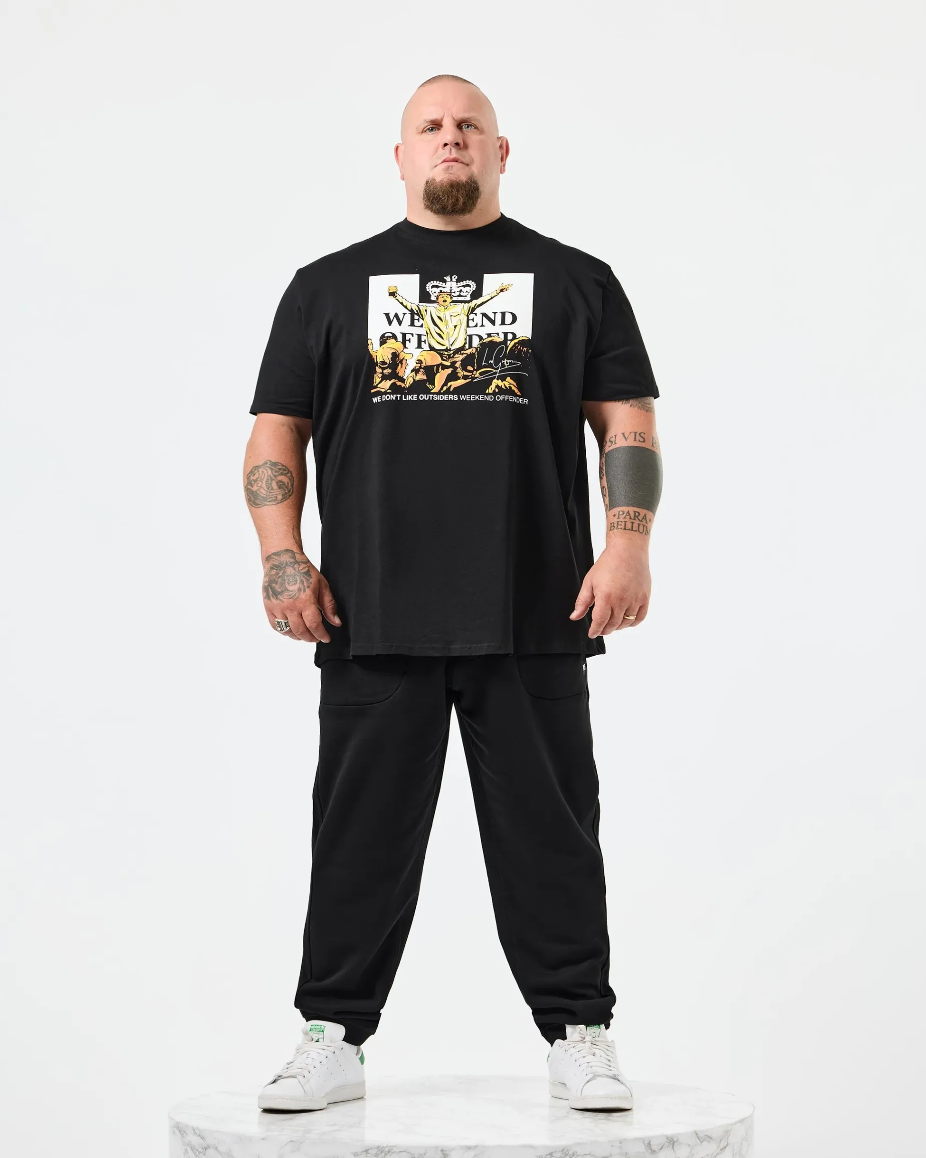 Große Größen - Leo Gregory Grafik-T-Shirt Schwarz