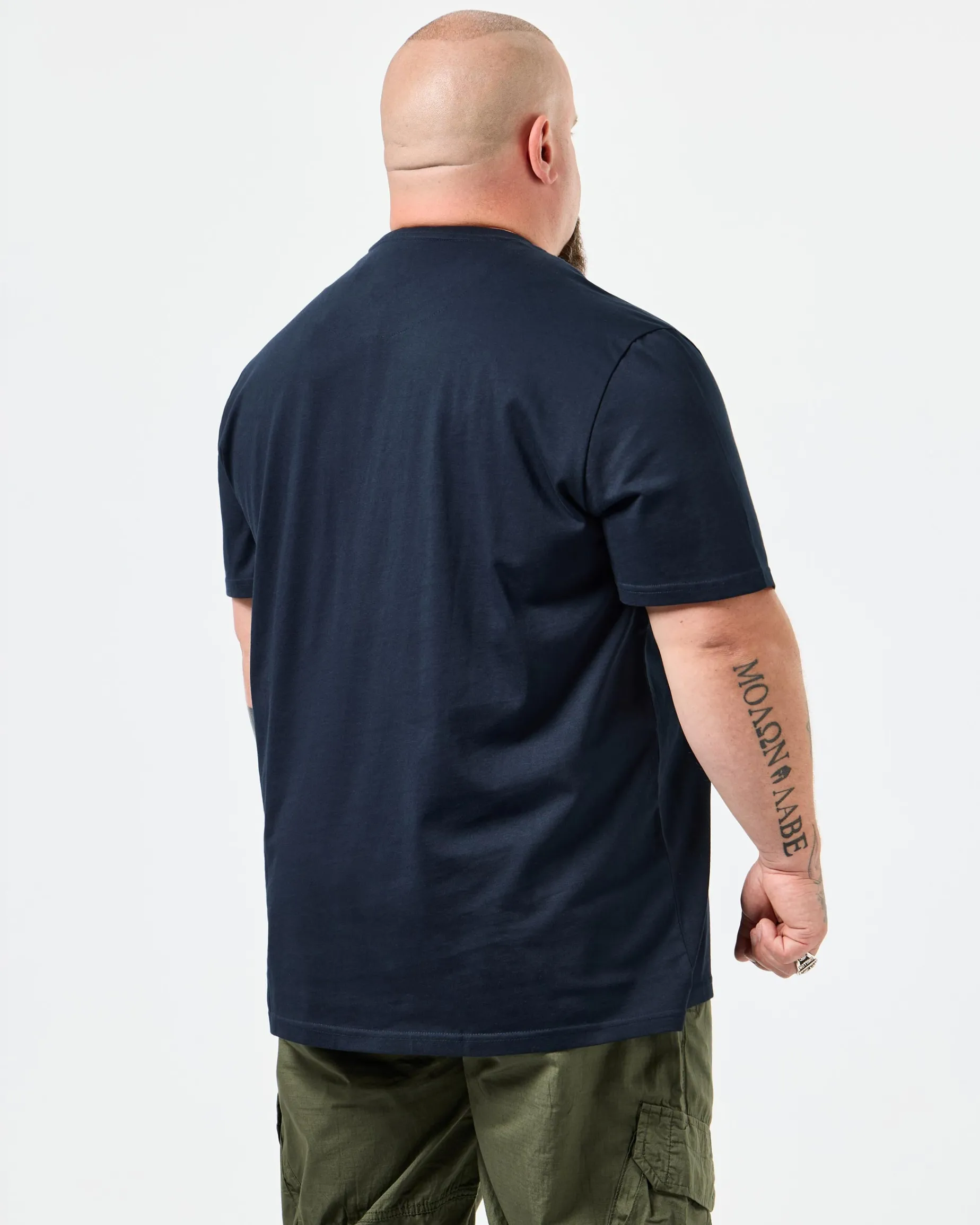 Große Größen - T-Shirt mit Grafik „Diego“ in Marineblau