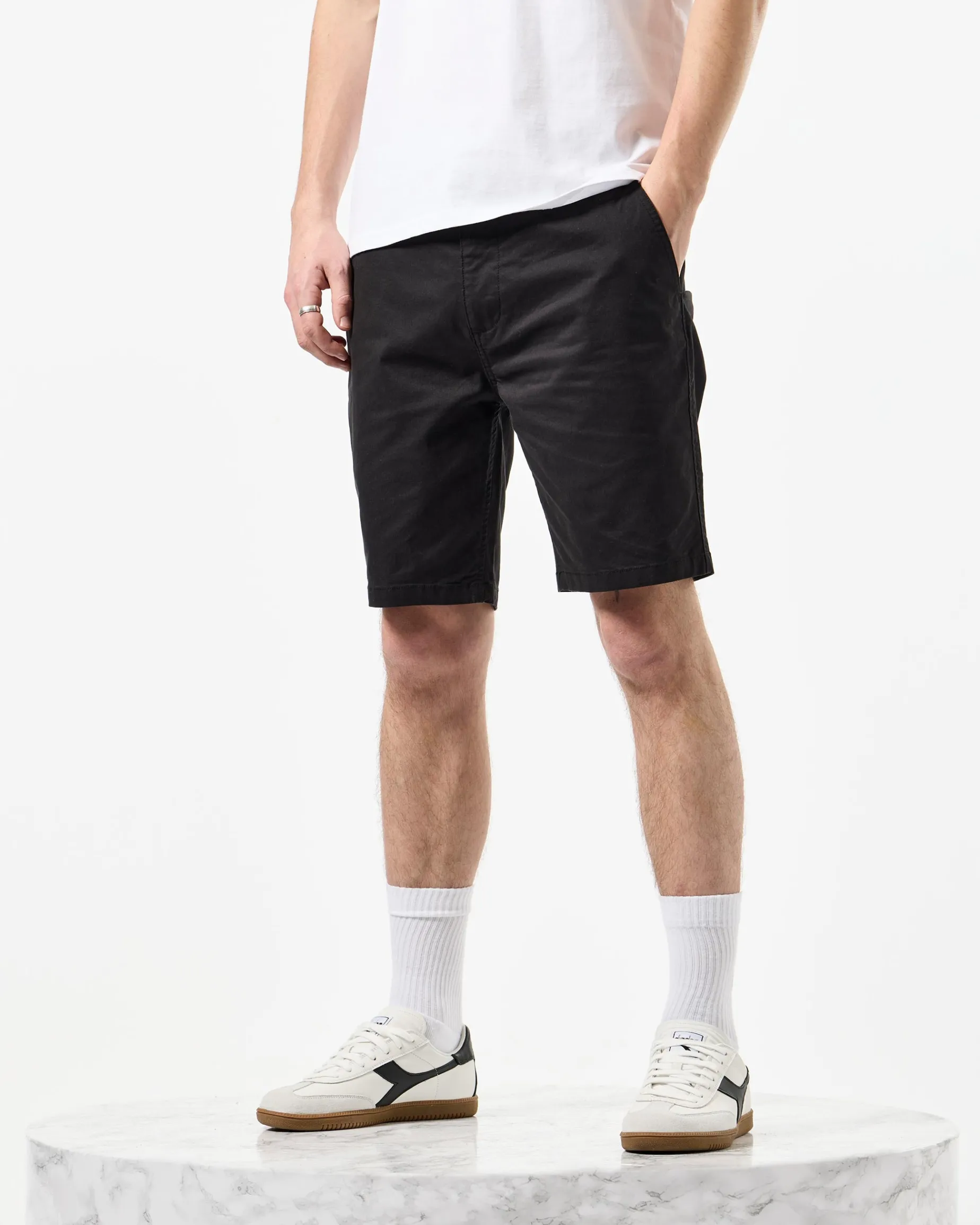 Ivan Chino Shorts Schwarz