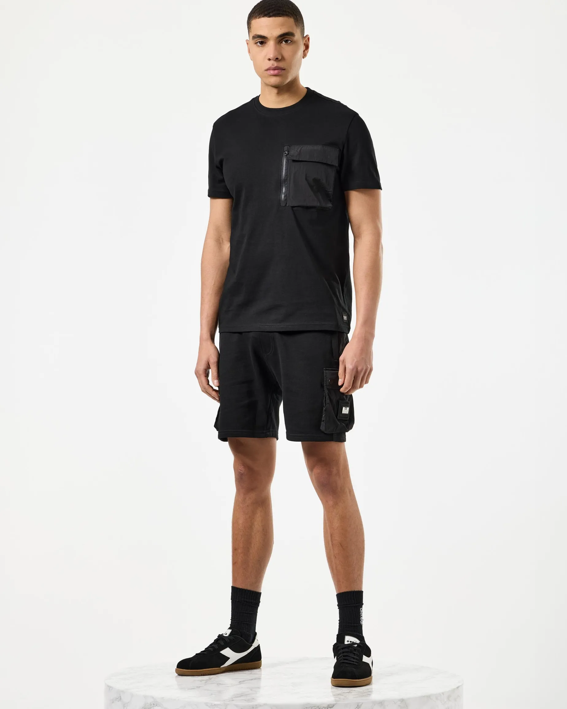Takaji T-Shirt Schwarz