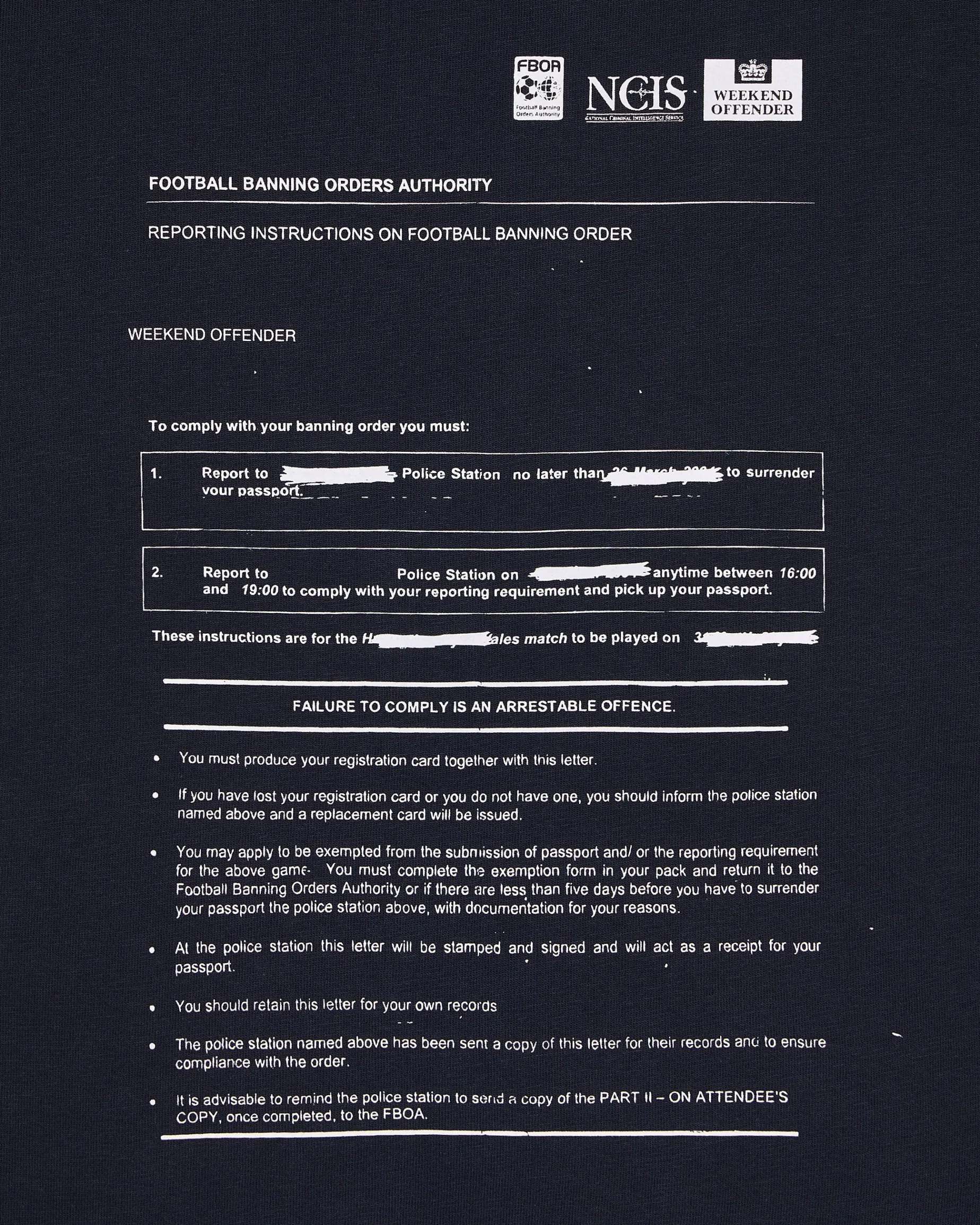 T-Shirt mit Grafik „Banning Order“ in Marineblau