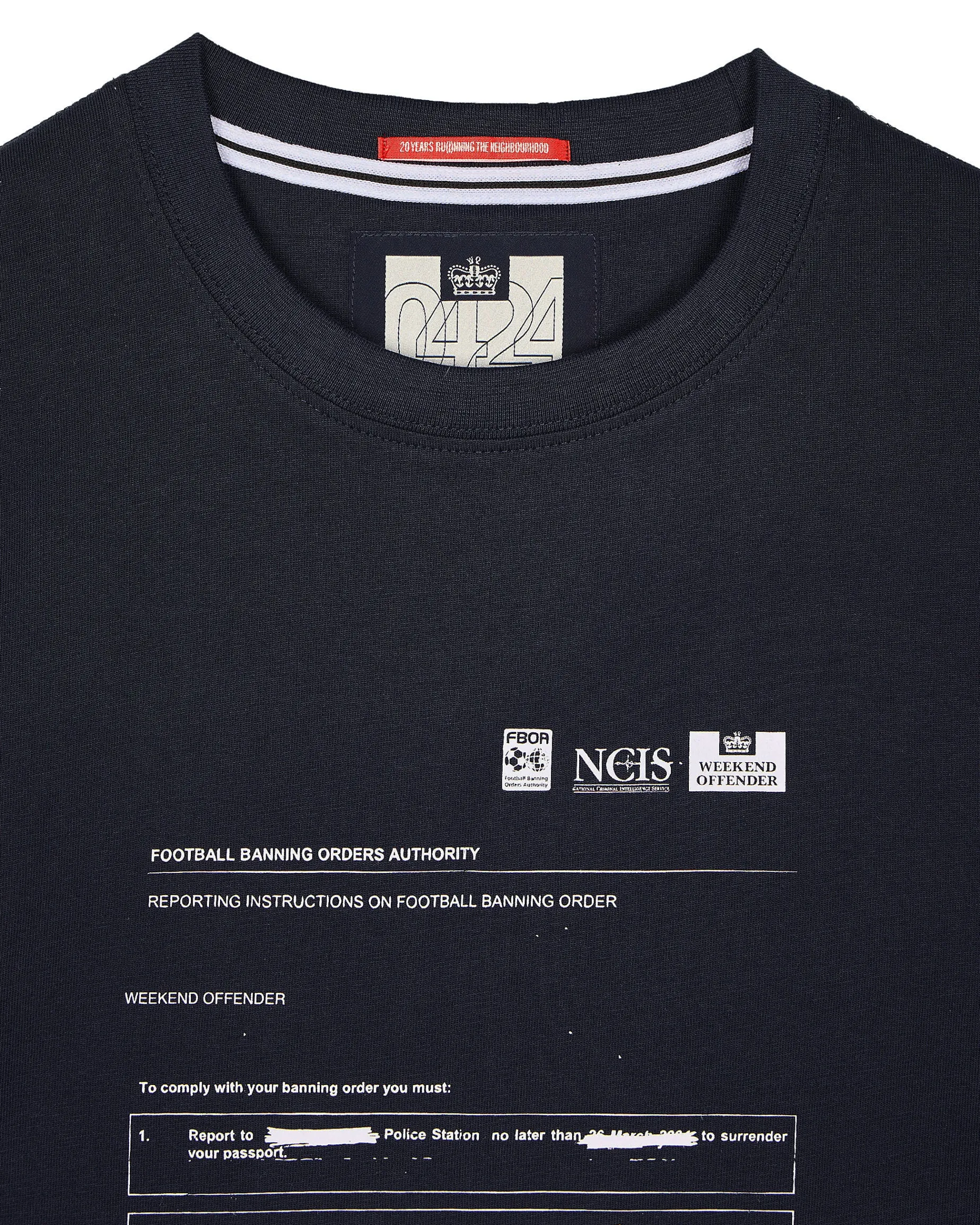 T-Shirt mit Grafik „Banning Order“ in Marineblau