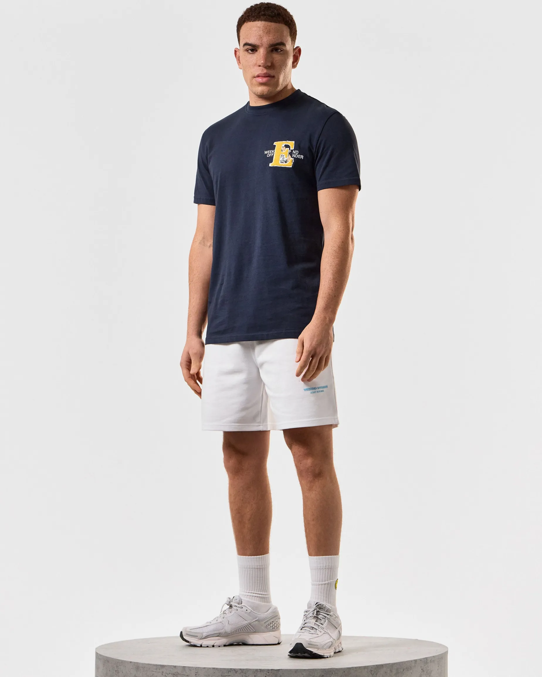 T-Shirt „Ryder“ mit aufgestickter Grafik, Marineblau
